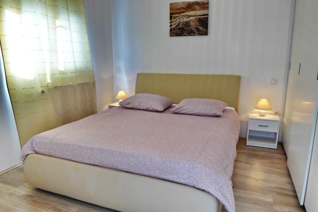Apartments Curicta 1 Krk Town Eksteriør billede
